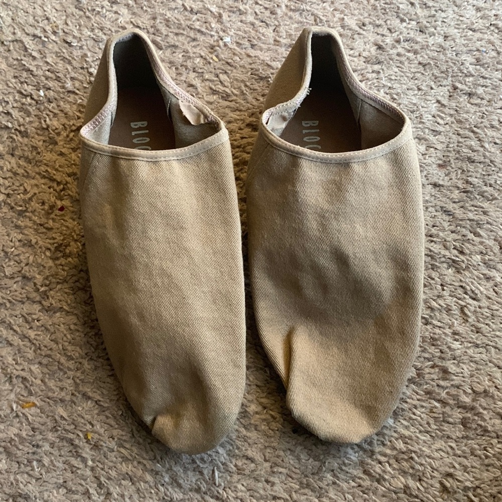 Bloch Jazz shoes